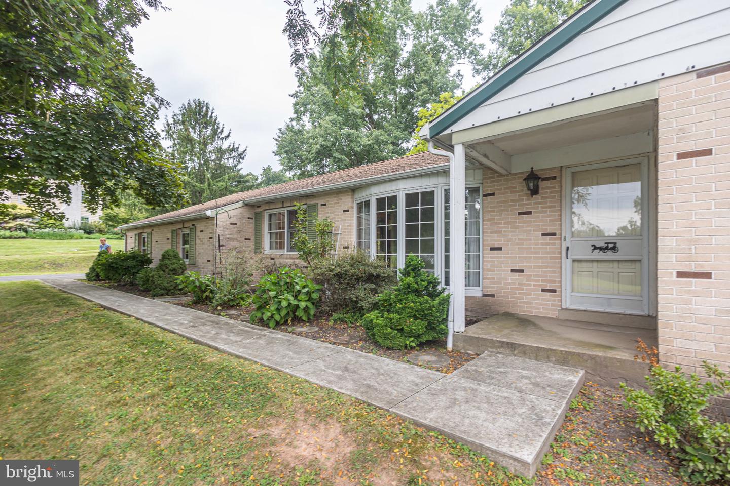 130 Webber Rd # Property Photo 4