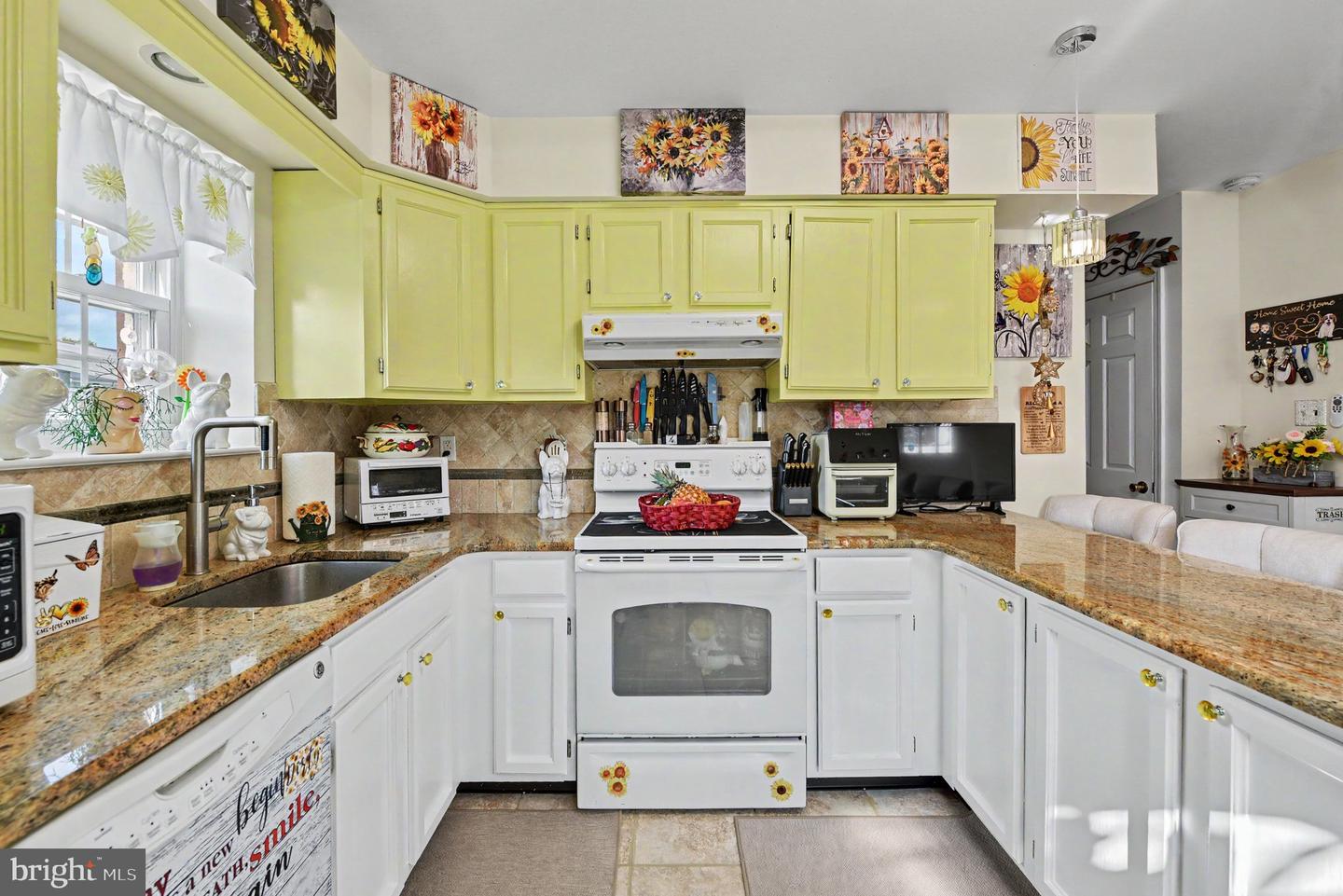 2496 Dragon Cir Property Photo 13
