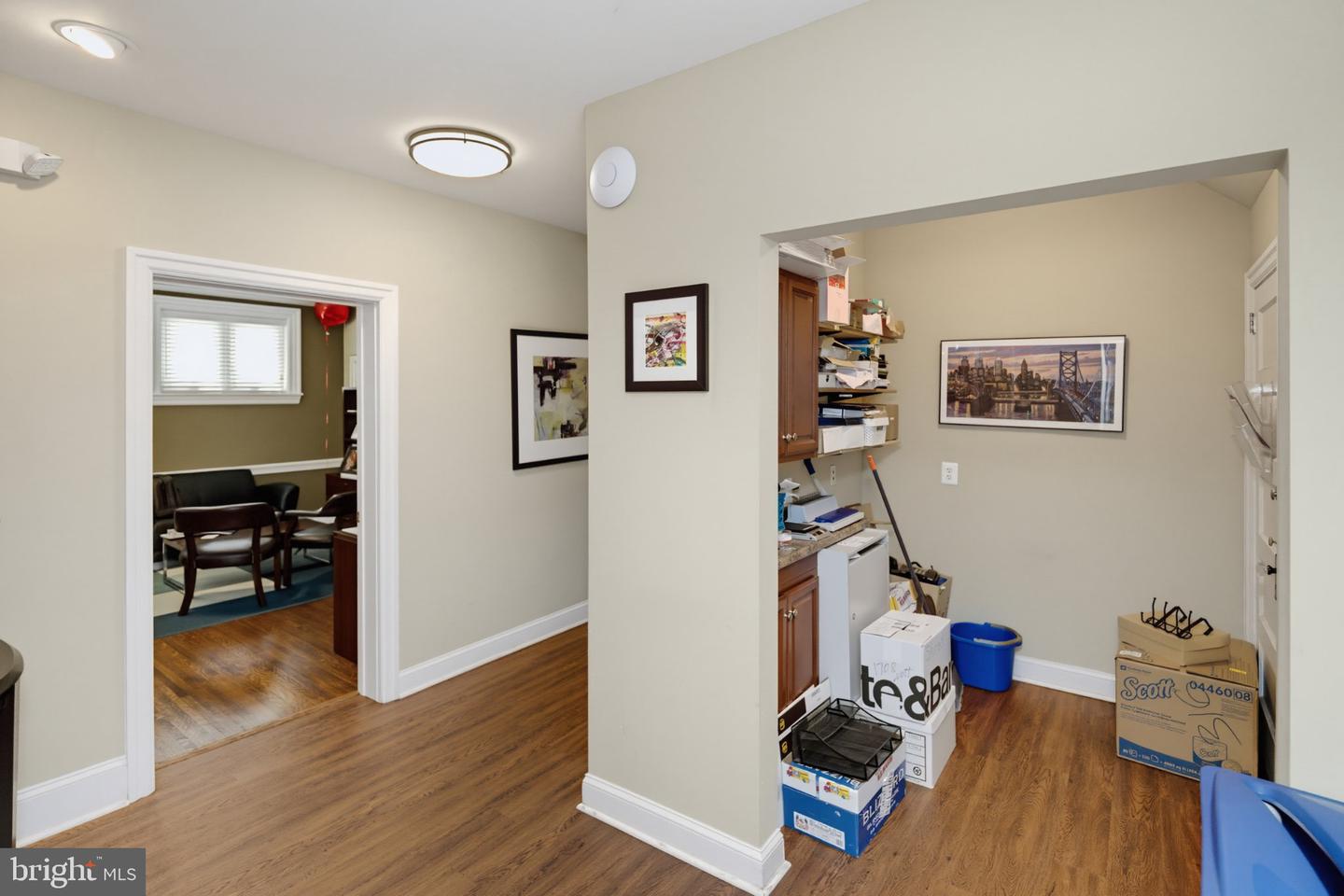 2006 Dekalb Pike # Property Photo 13