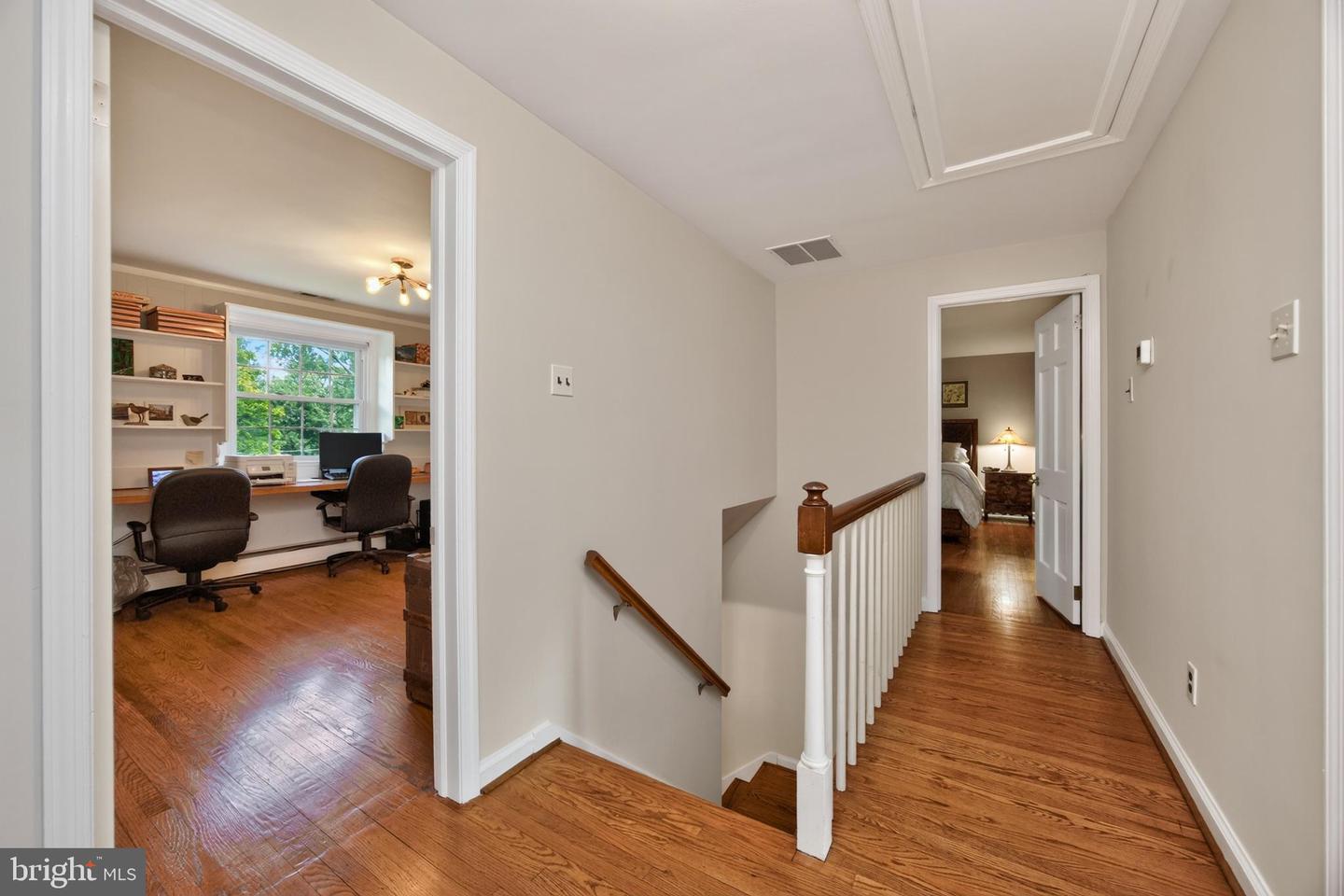 1804 Green Briar Dr Property Photo 22