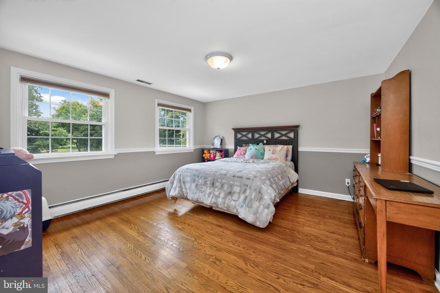 1804 Green Briar Dr Property Photo 29