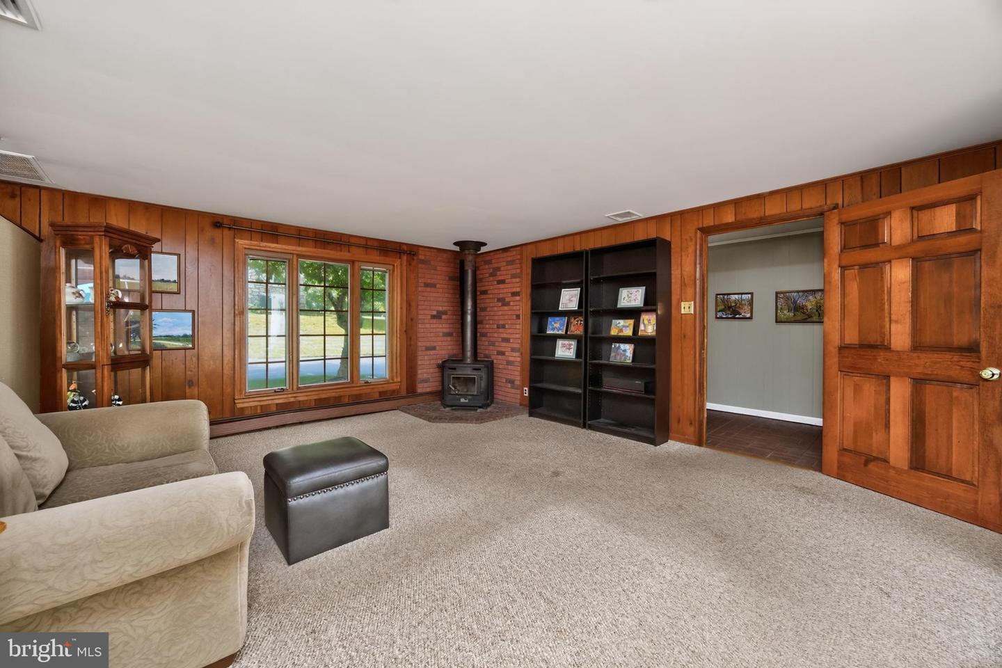 1804 Green Briar Dr Property Photo 41