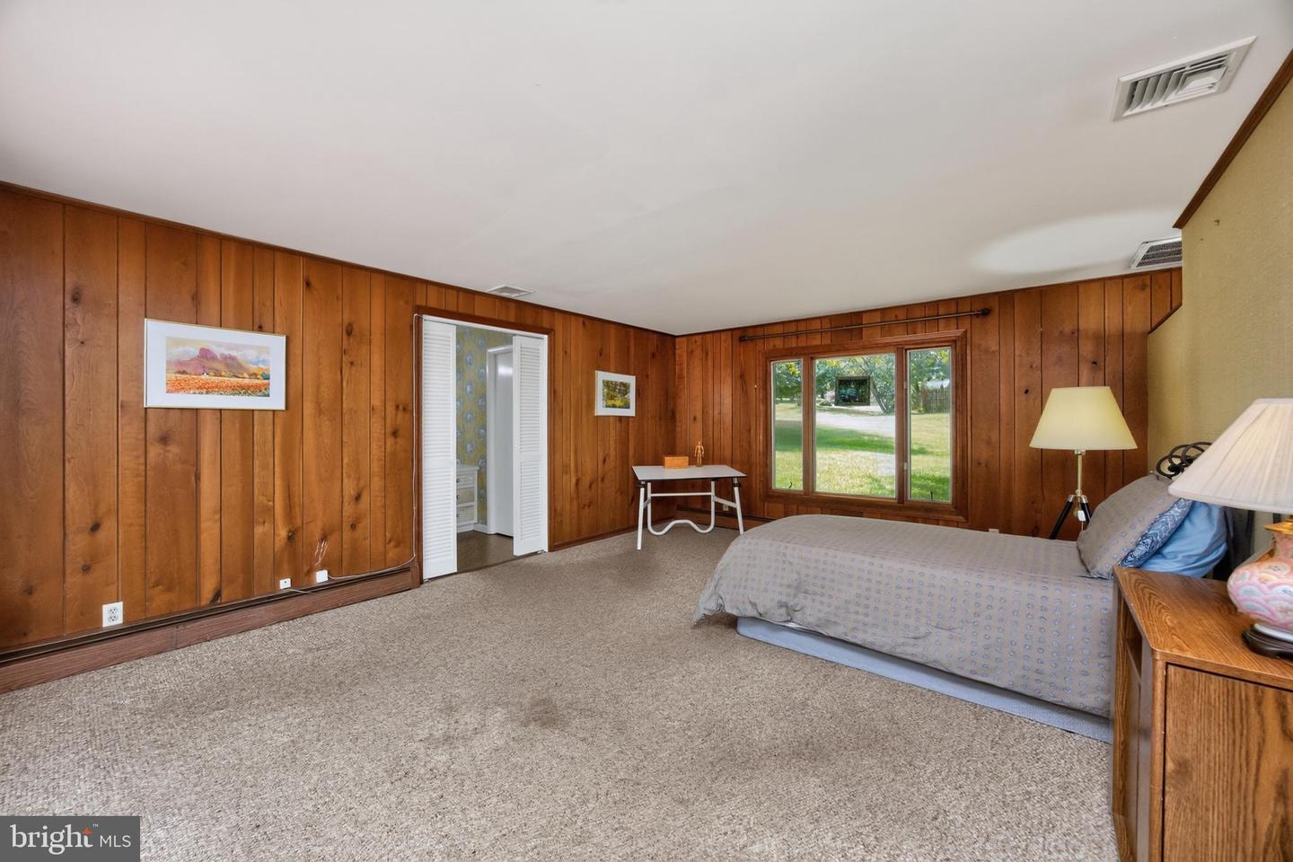 1804 Green Briar Dr Property Photo 43