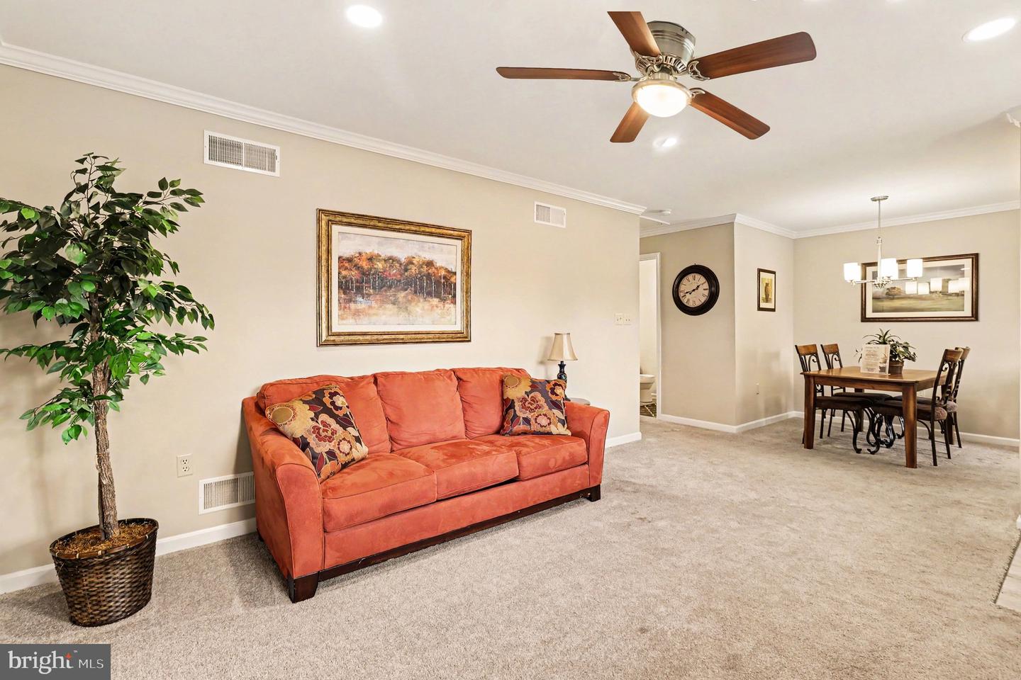 17 Ludwig Ln Property Photo 3