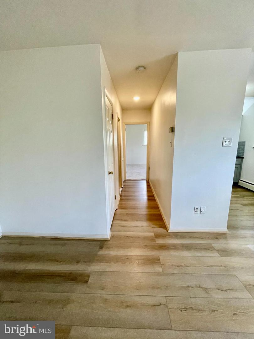 137 W Fifth Ave #c24 Property Photo 3