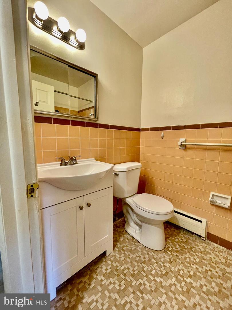 137 W Fifth Ave #c24 Property Photo 7
