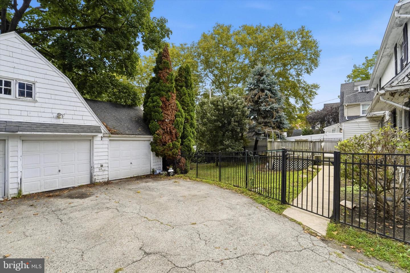 429 Levering Mill Rd Property Photo 14