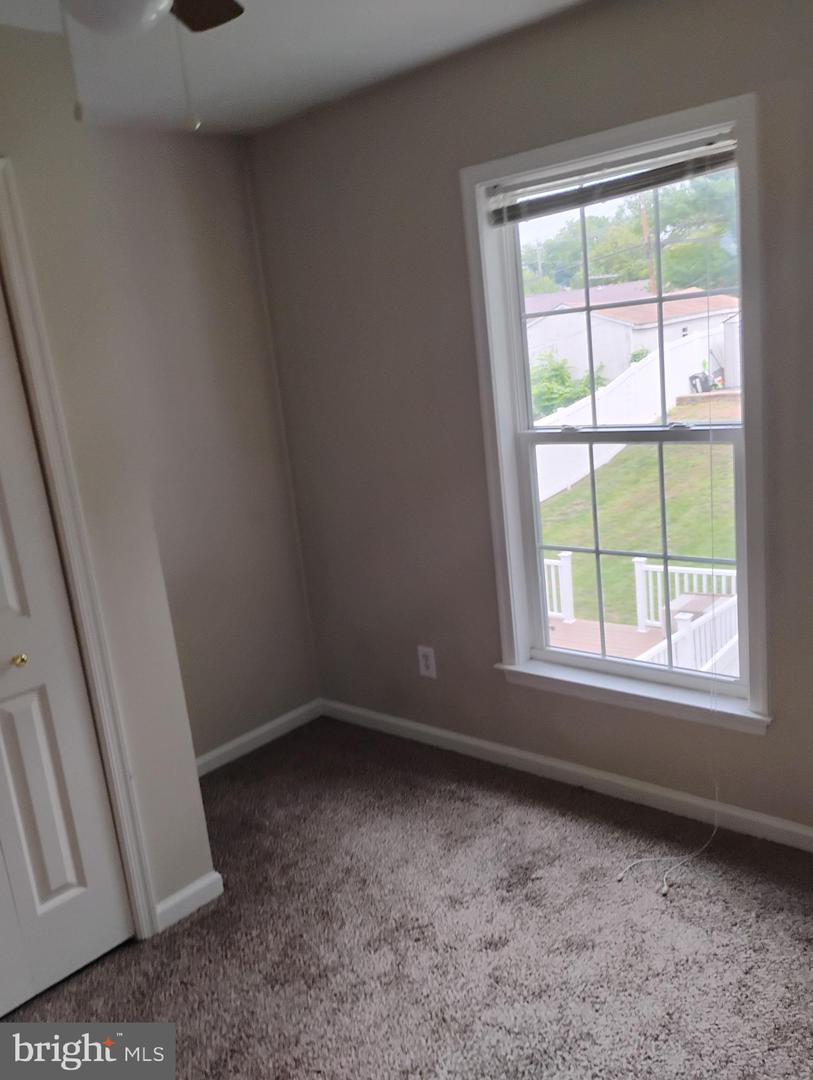 667 Walnut St Property Photo 13