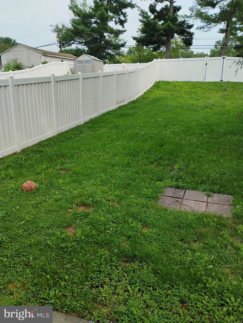 667 Walnut St Property Photo 20