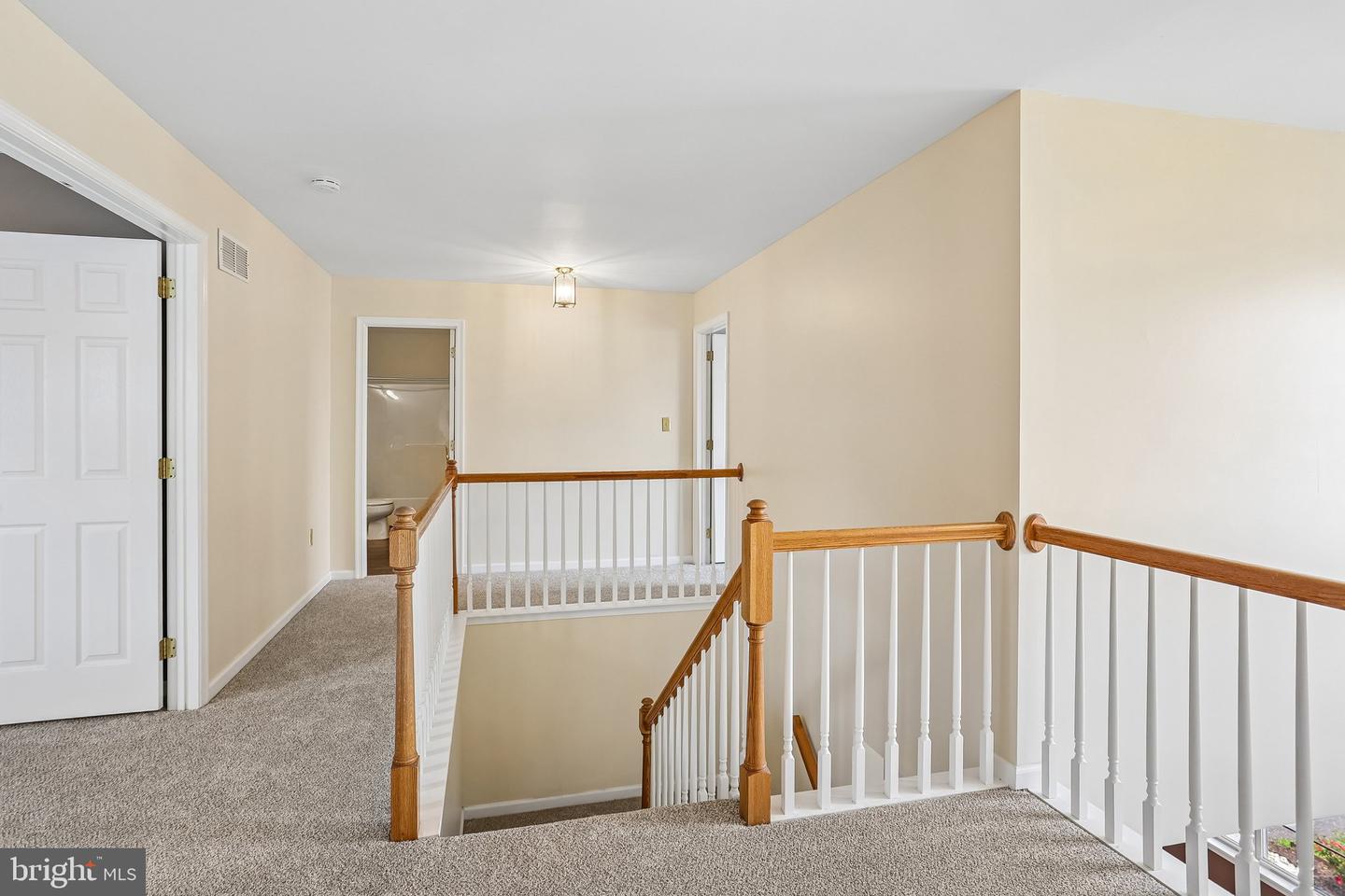 1289 Meadowview Dr Property Photo 18