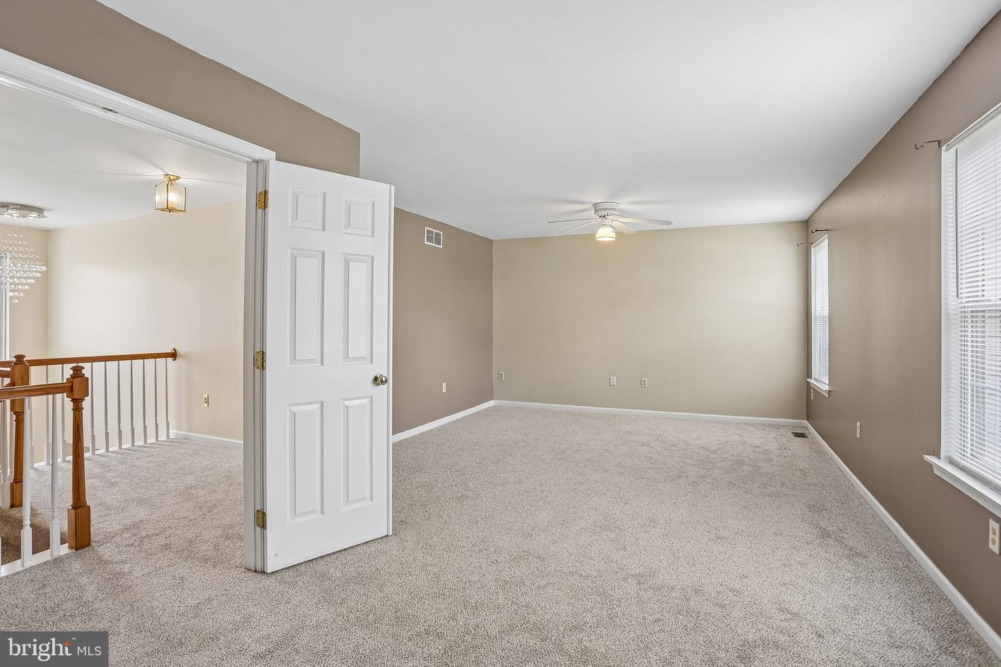 1289 Meadowview Dr Property Photo 19