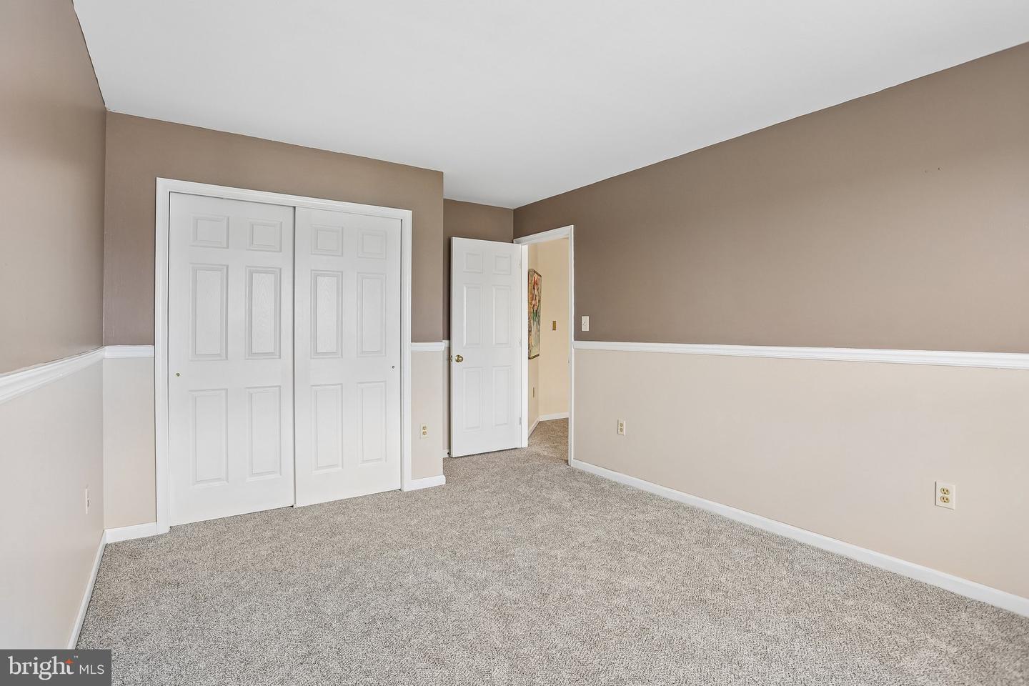 1289 Meadowview Dr Property Photo 26