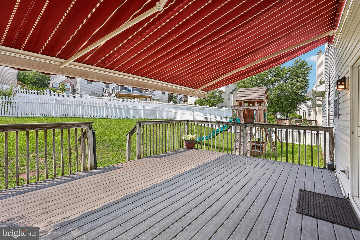 1289 Meadowview Dr Property Photo 28