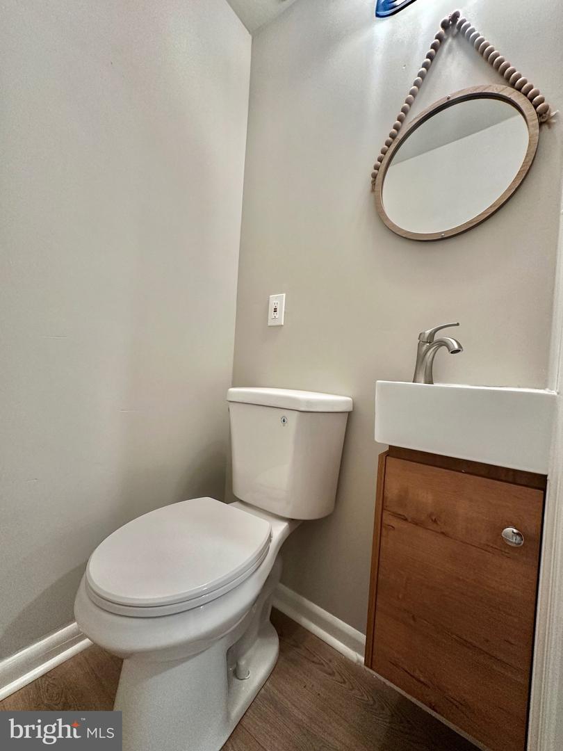 212 William St Property Photo 5