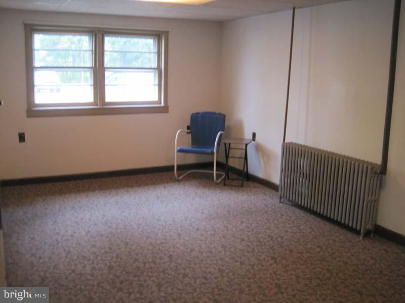 2215 Bustard Rd Property Photo 4
