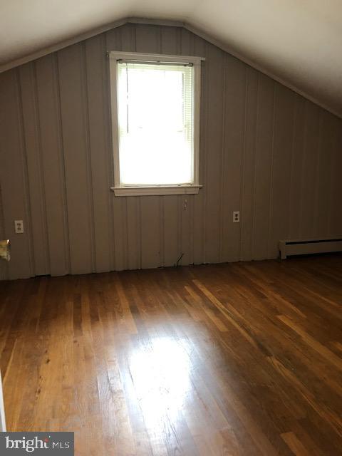 2215 Bustard Rd Property Photo 6