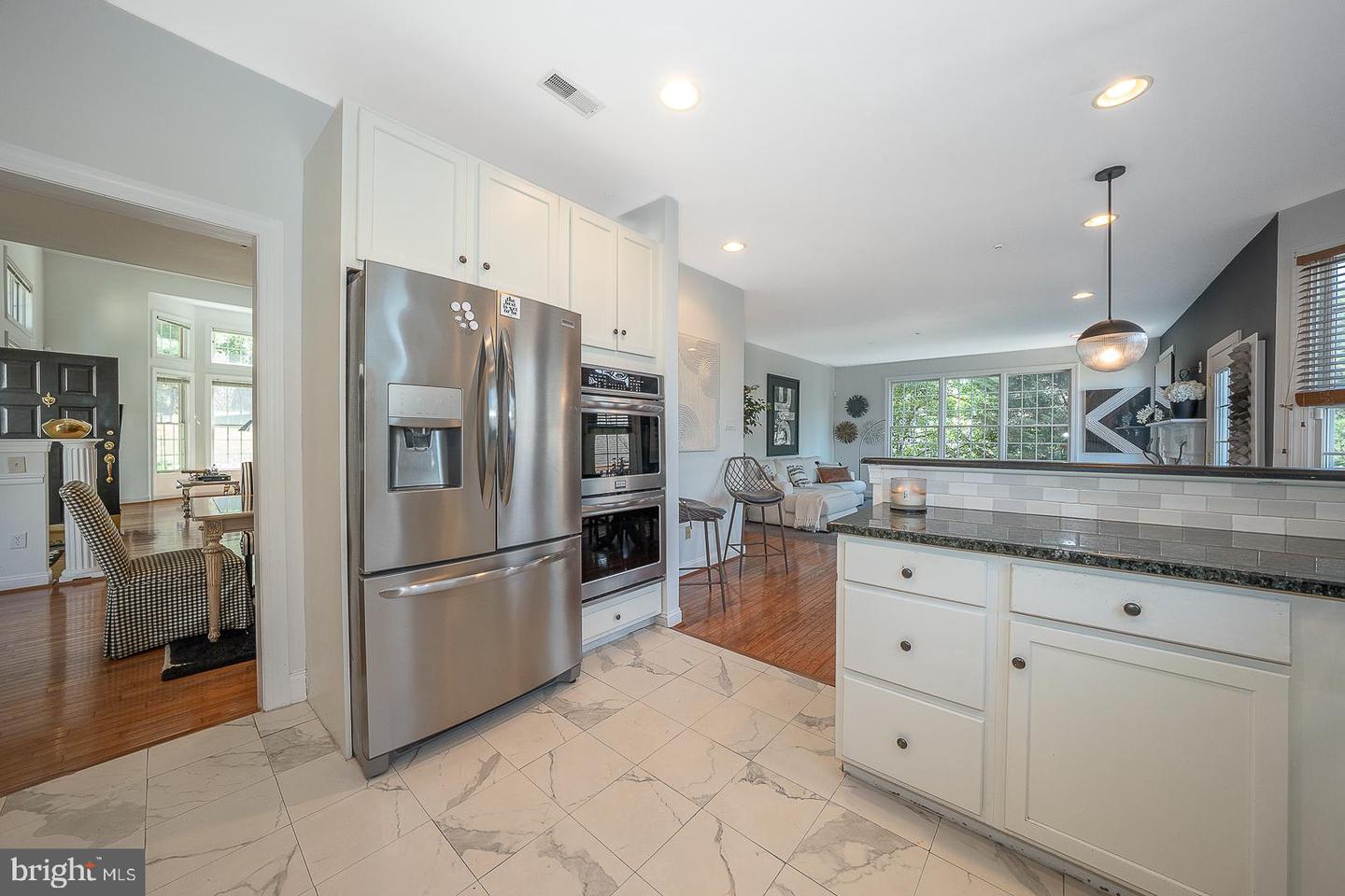 412 Merion Hill Ln Property Photo 13