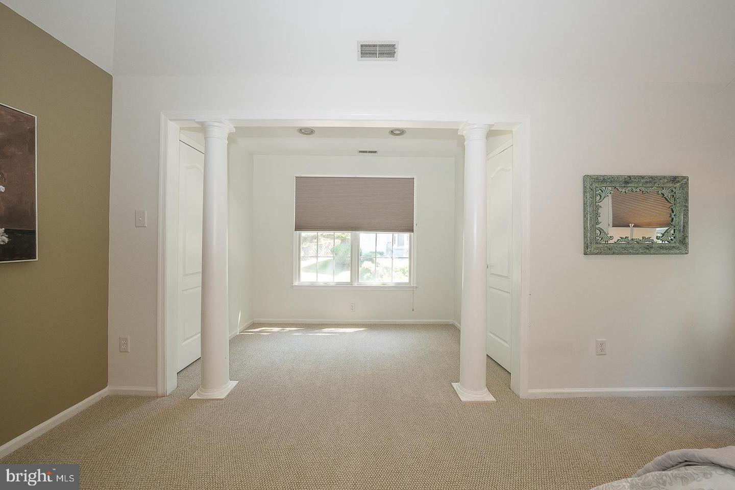 412 Merion Hill Ln Property Photo 20