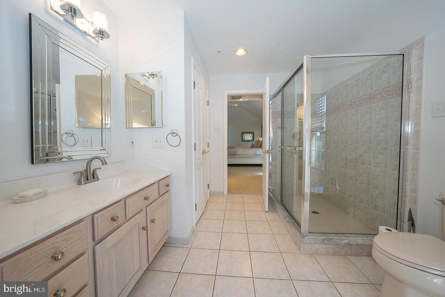 412 Merion Hill Ln Property Photo 25