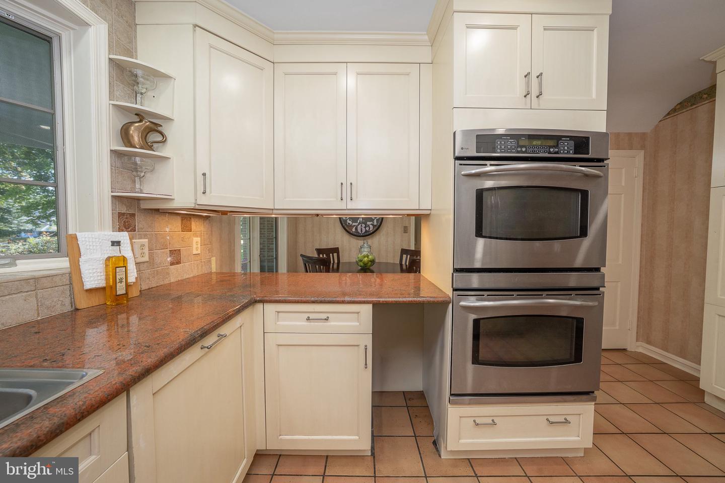 1448 Meadowbrook Rd Property Photo 7