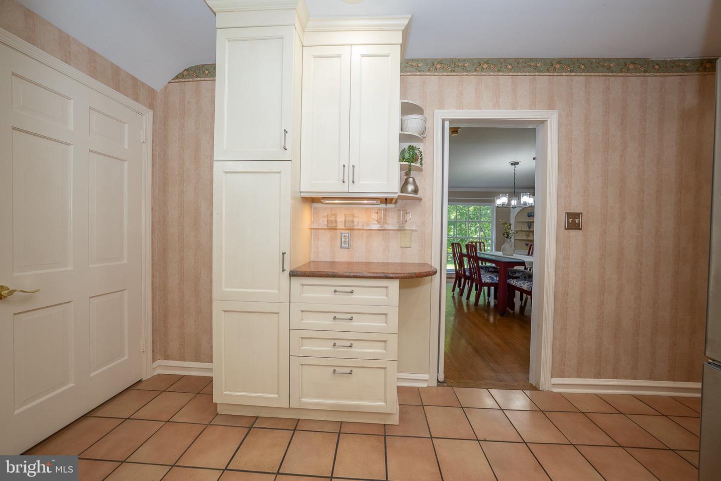 1448 Meadowbrook Rd Property Photo 8