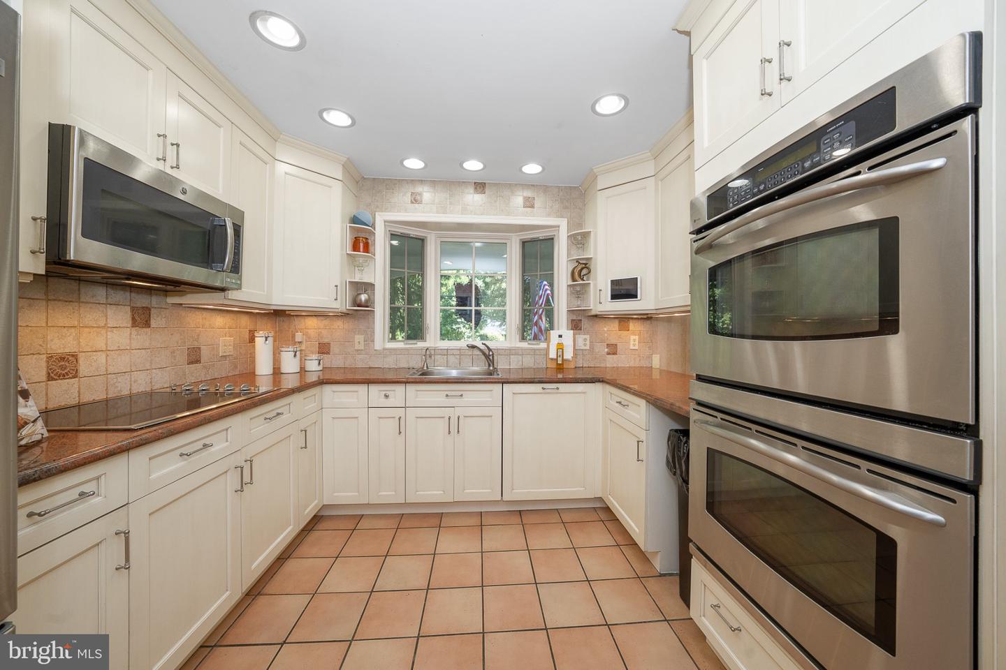 1448 Meadowbrook Rd Property Photo 10