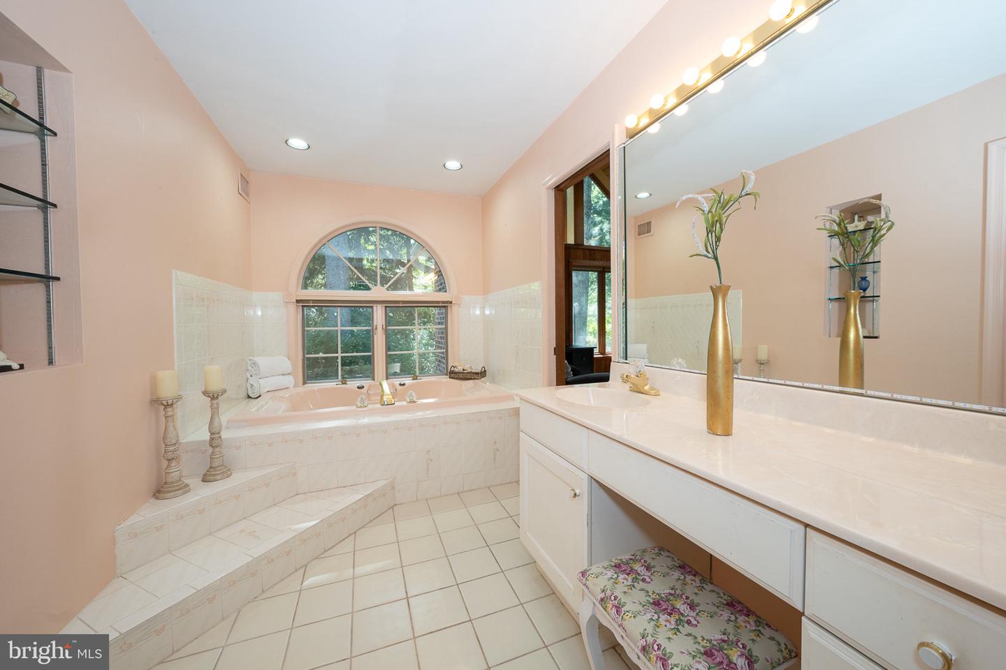 1448 Meadowbrook Rd Property Photo 40