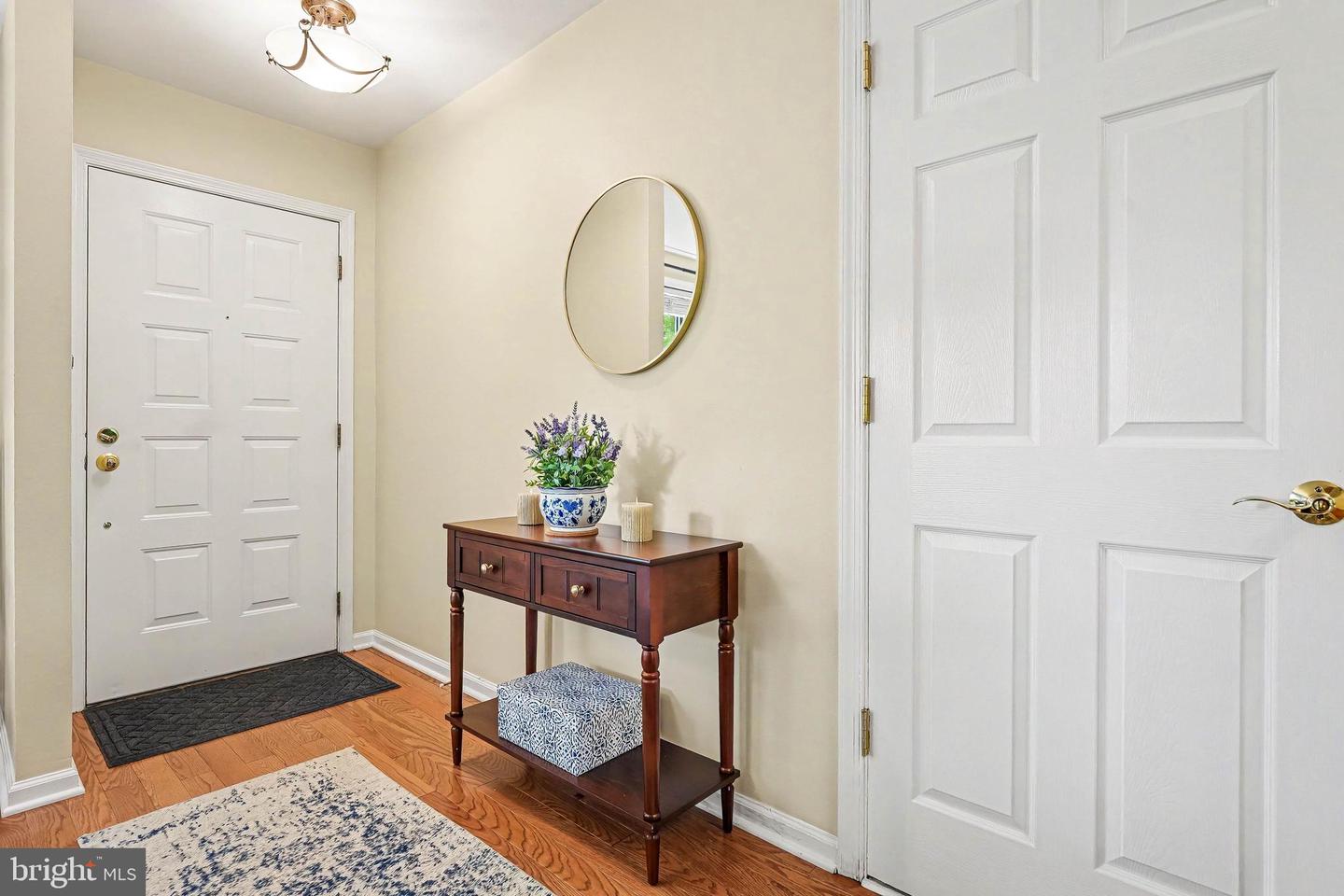 306 Winding Way Property Photo 3