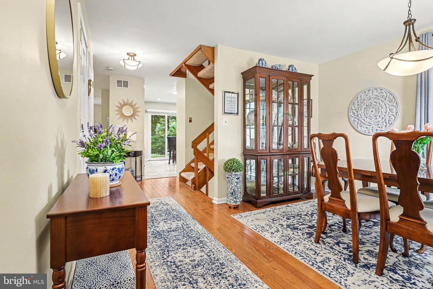 306 Winding Way Property Photo 4