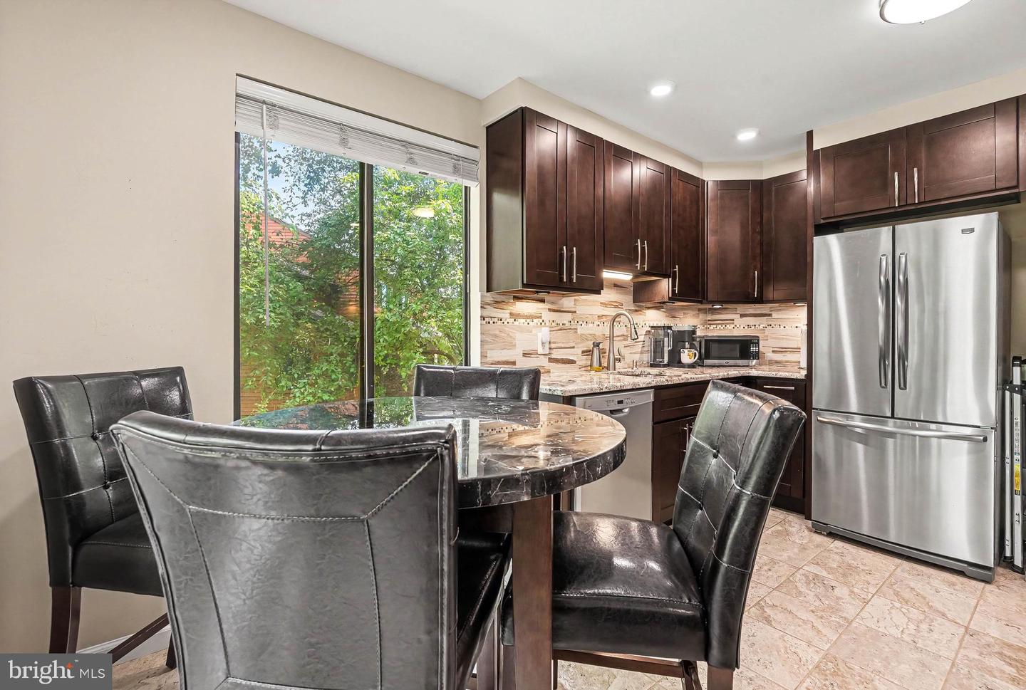 306 Winding Way Property Photo 11