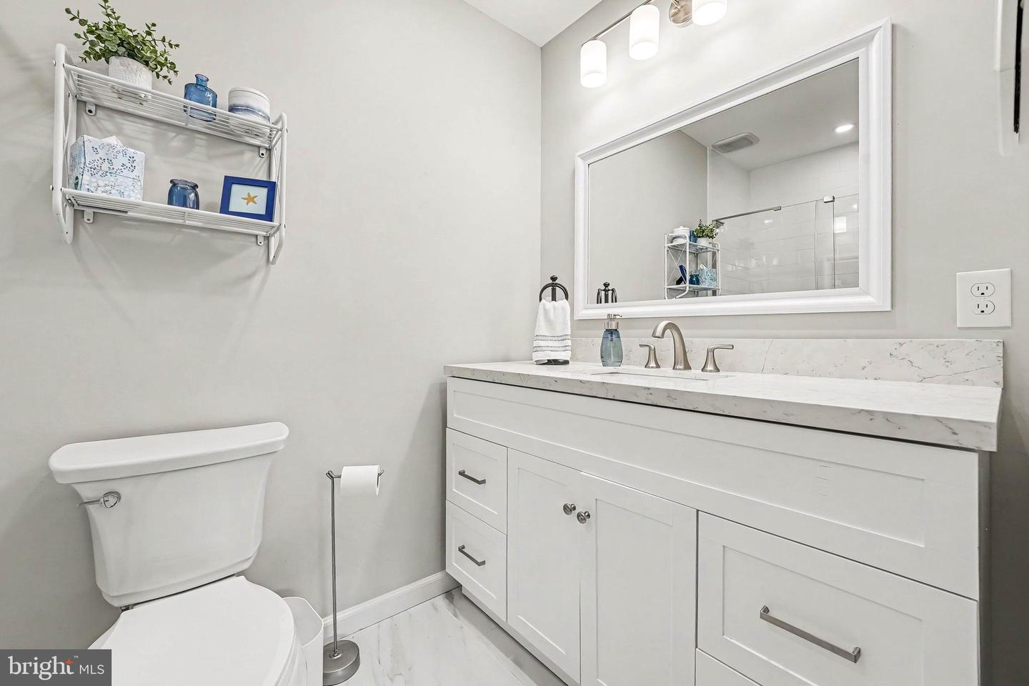 306 Winding Way Property Photo 18