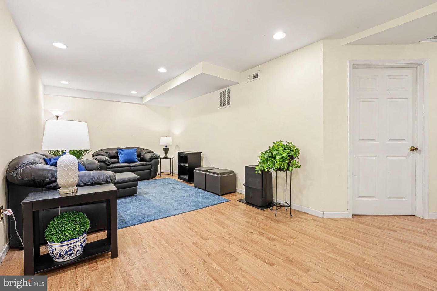 306 Winding Way Property Photo 26