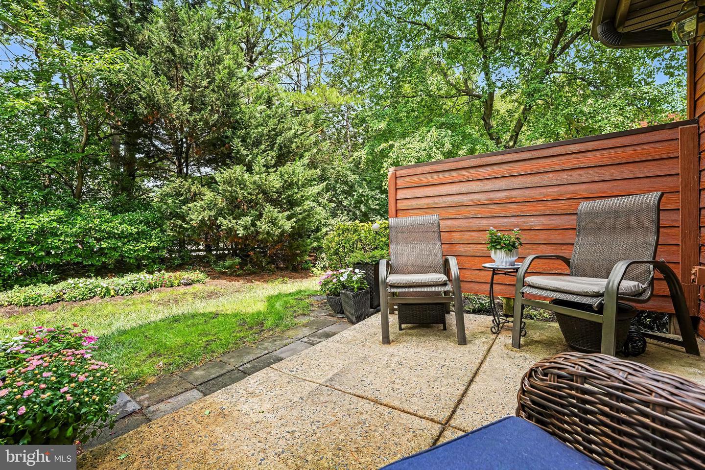 306 Winding Way Property Photo 31