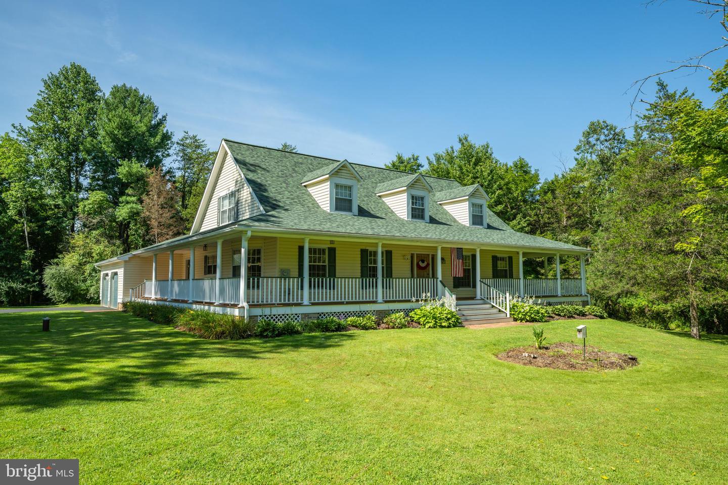 1147 BARNBRIDGE DR