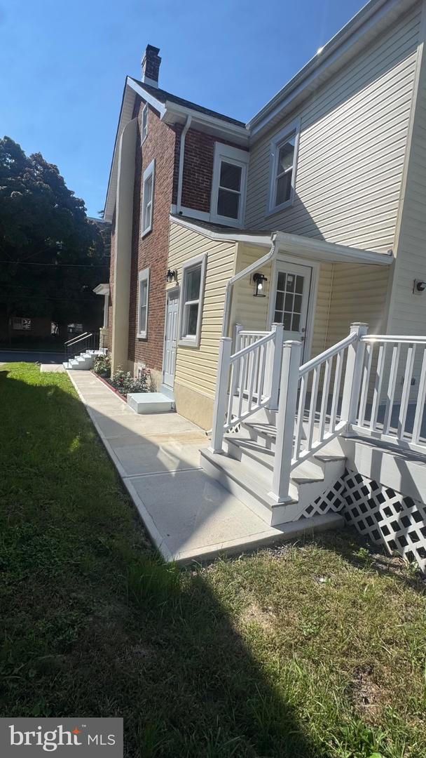 51 Jenkins Ave Property Photo 5