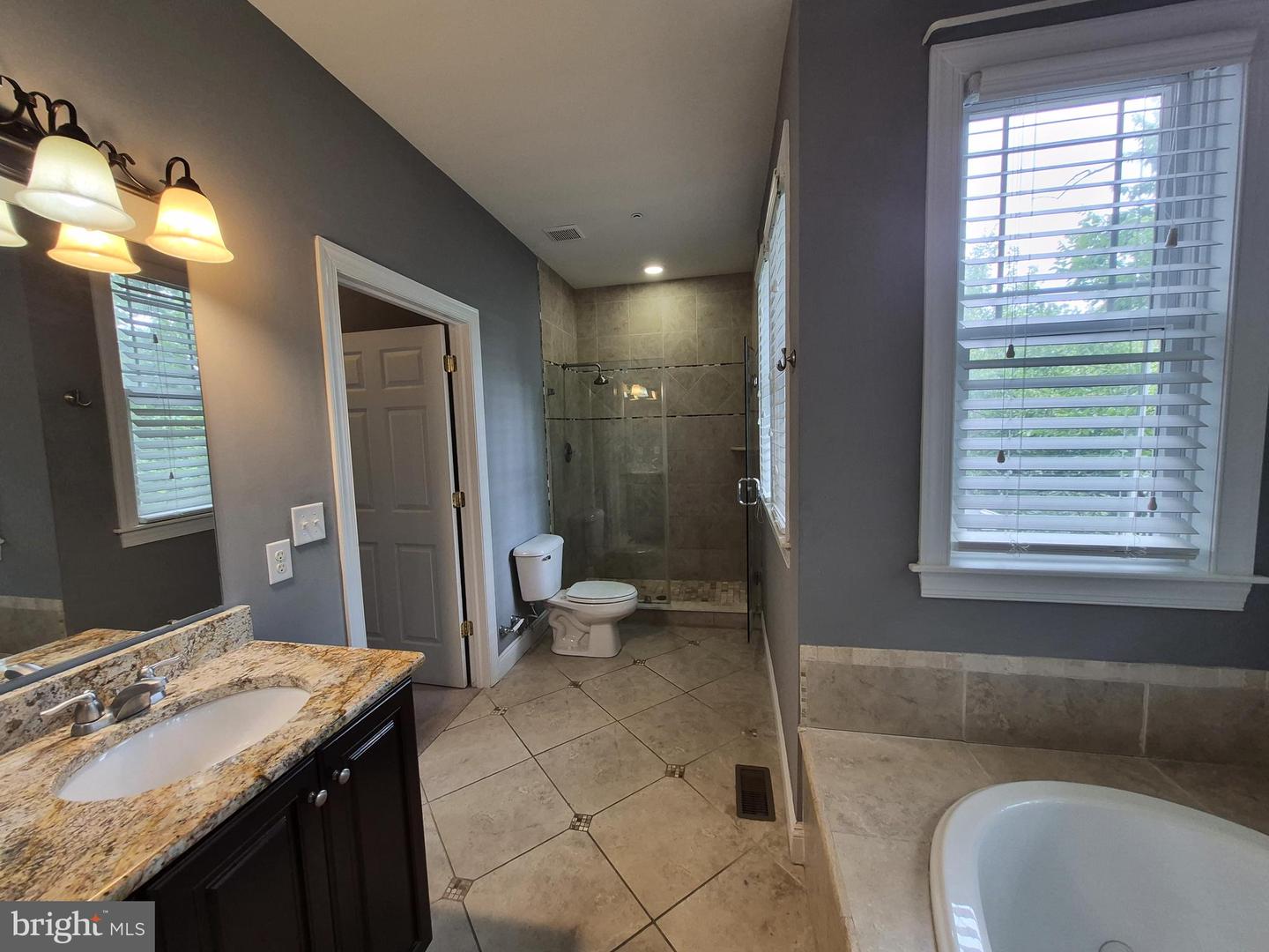1020 Valley Forge Rd #b Property Photo 17