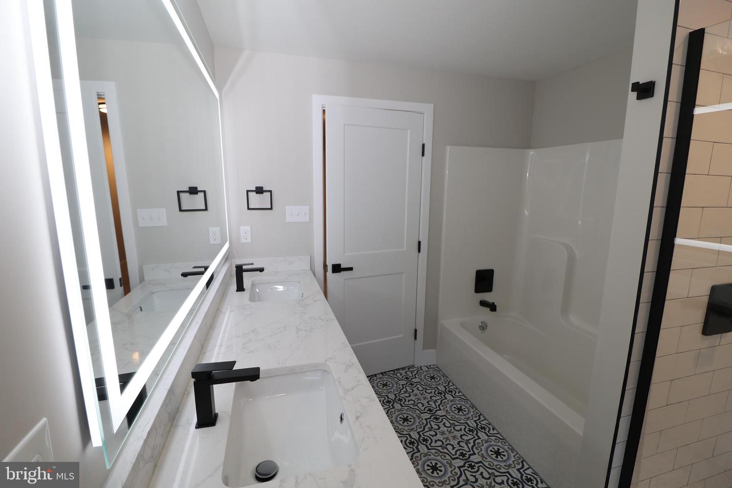 610 Burton Rd Property Photo 46