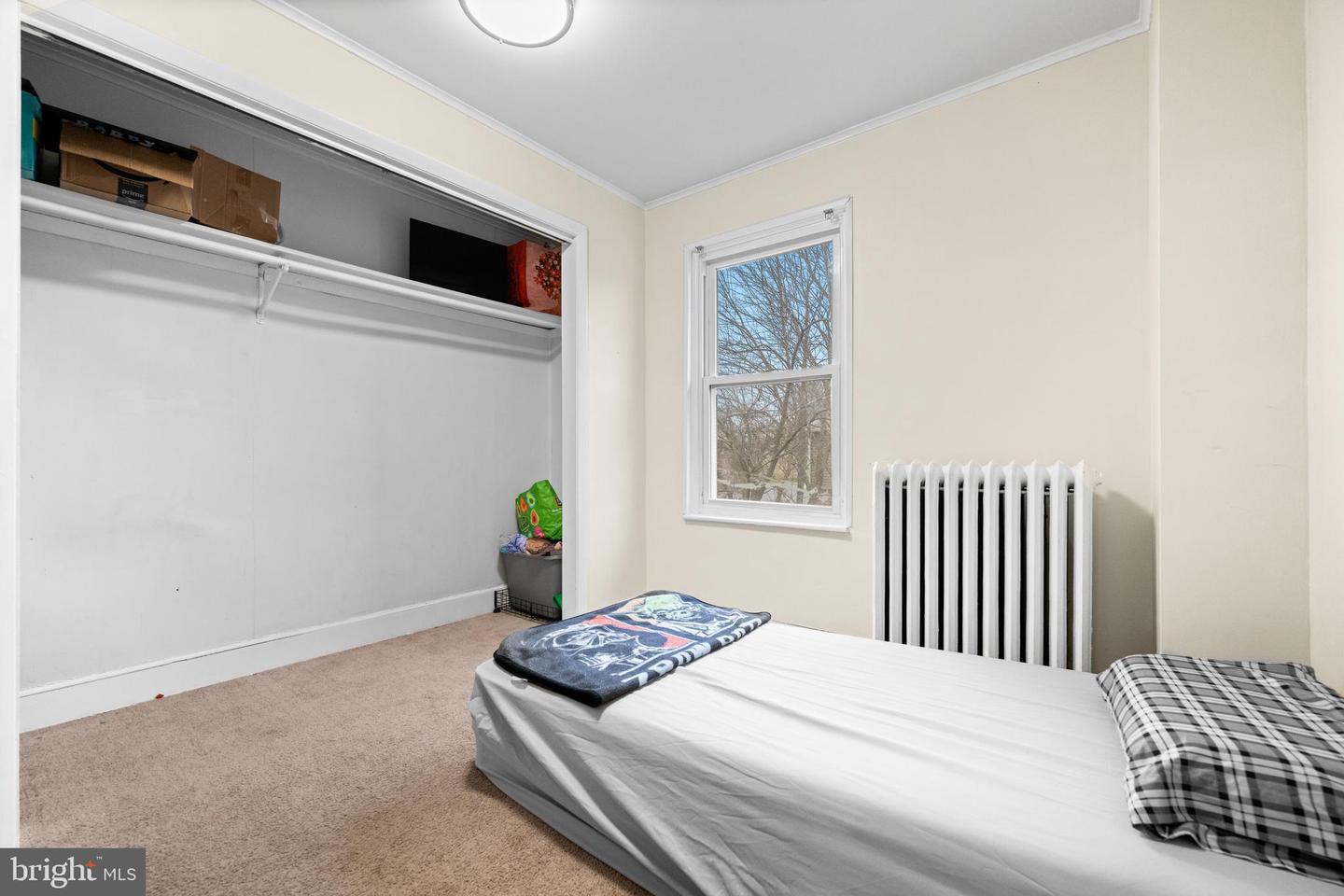 1009 Queen St Property Photo 14