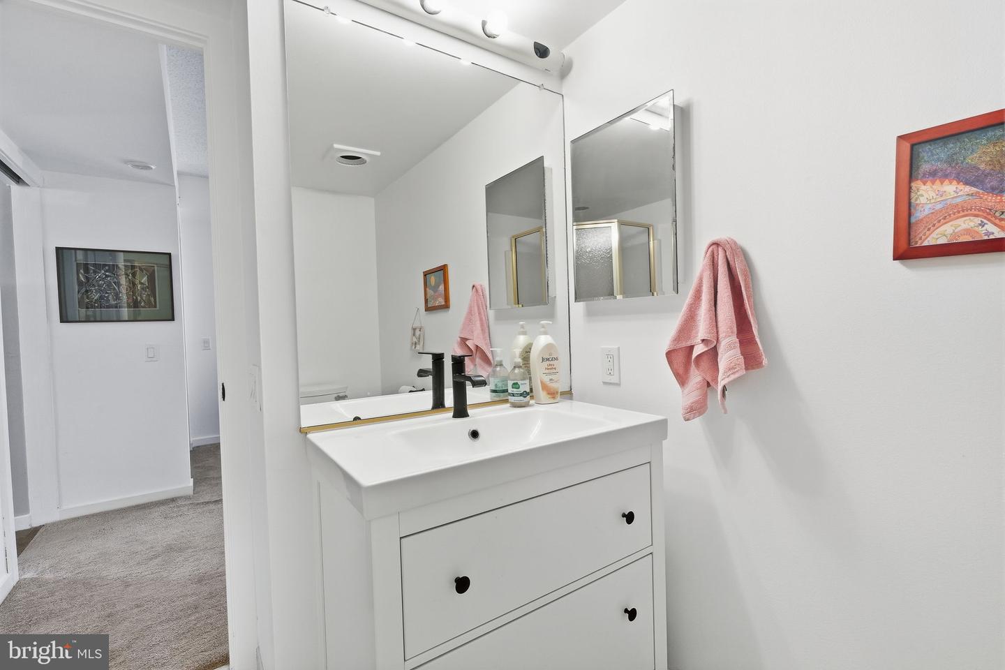 100 Breyer Dr #3-h Property Photo 18