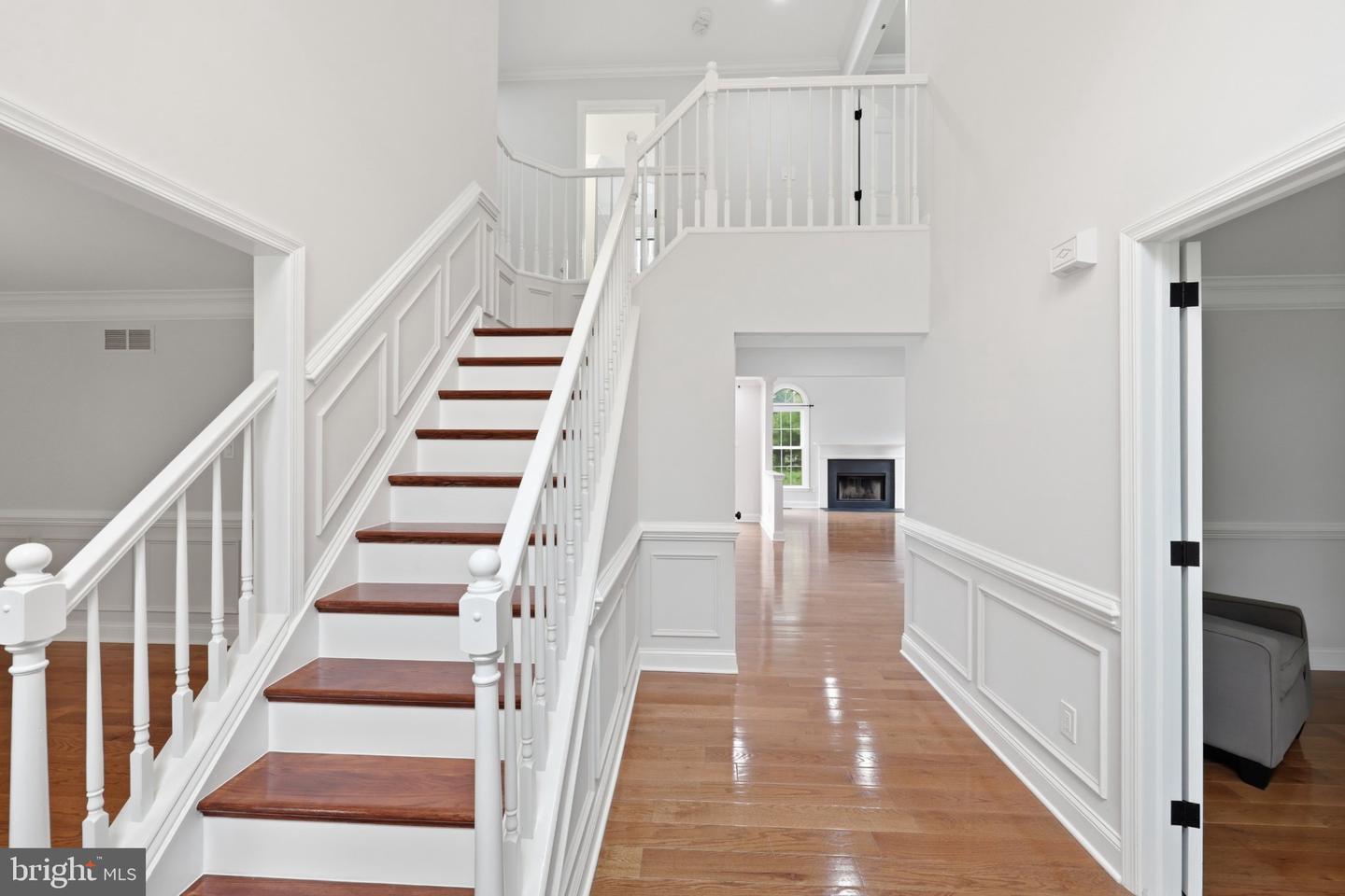 802 Irenic Ct Property Photo 6