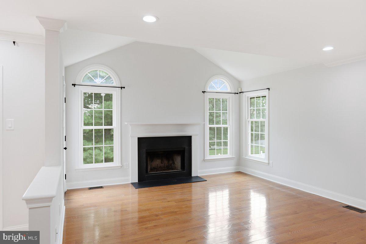 802 Irenic Ct Property Photo 14