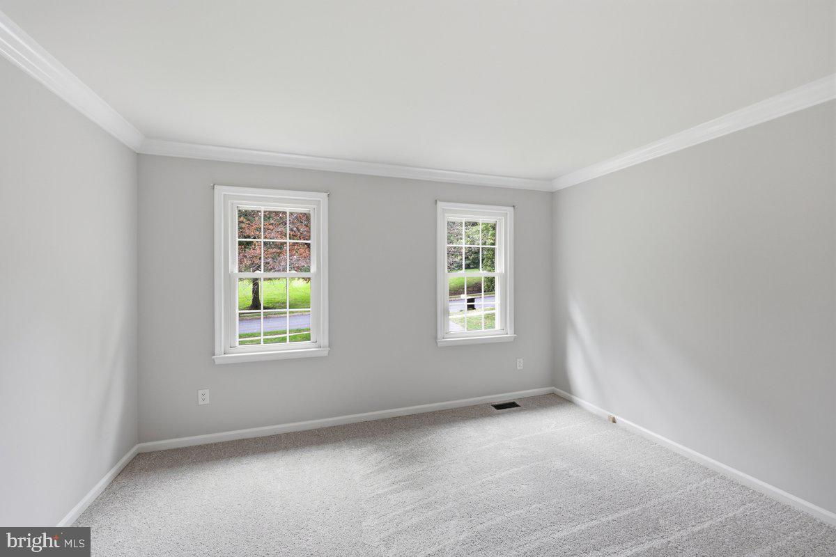 802 Irenic Ct Property Photo 26