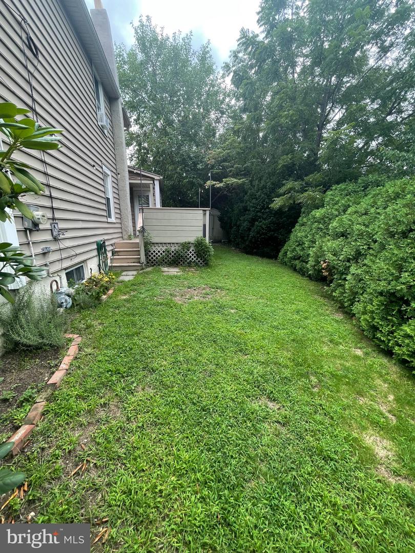 322 Woodland Ave Property Photo 17