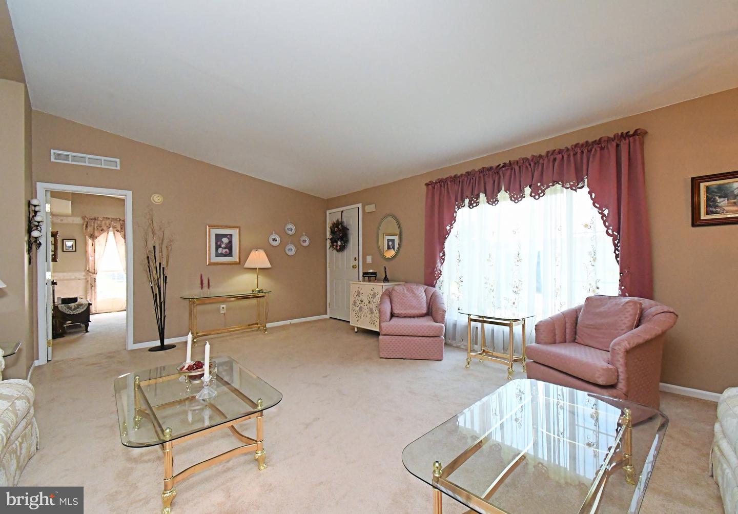 1047 Scenic View Dr Property Photo 7