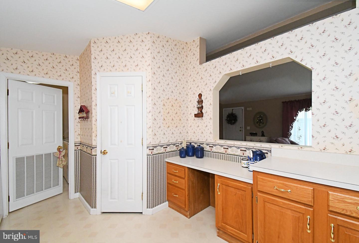 1047 Scenic View Dr Property Photo 10