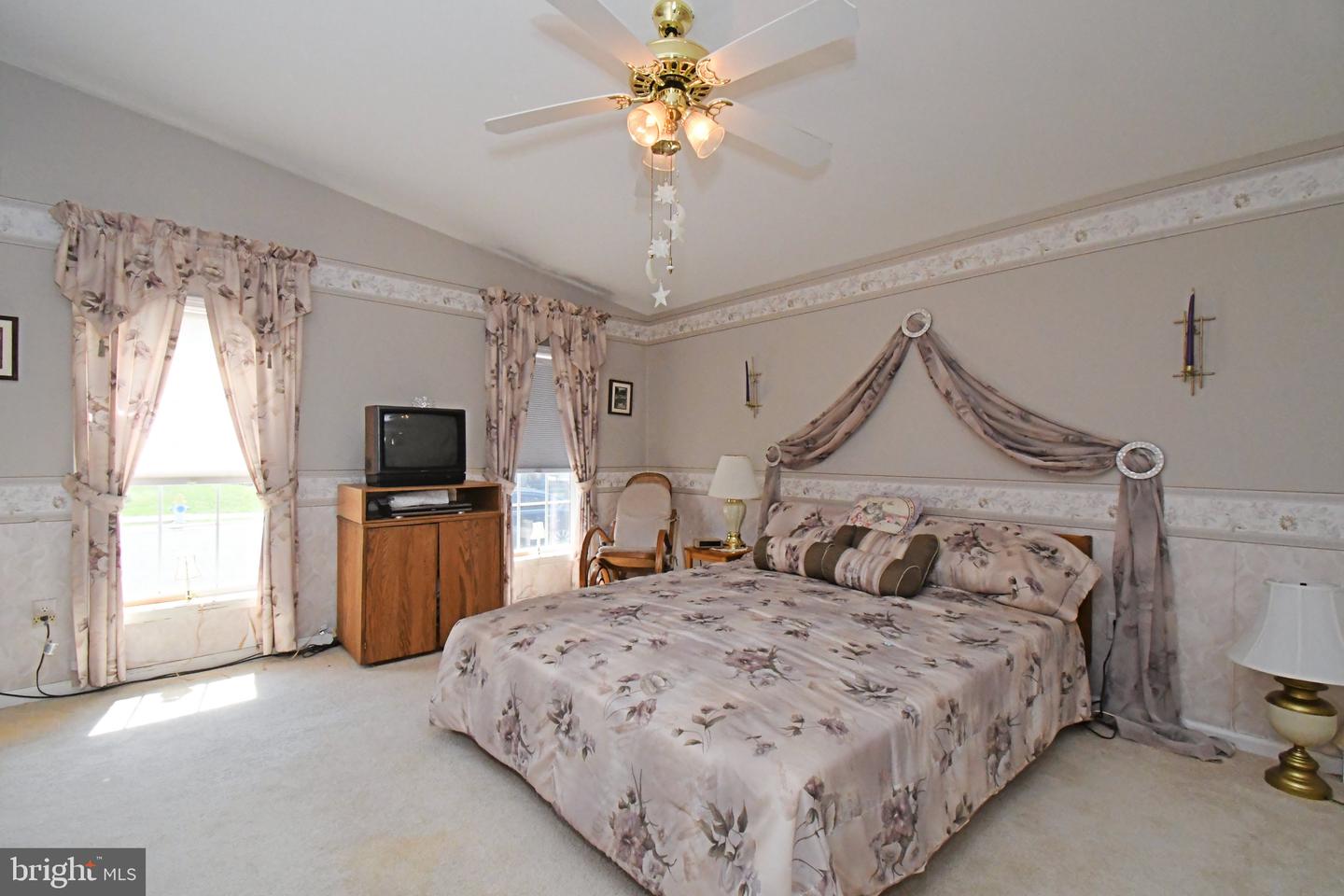 1047 Scenic View Dr Property Photo 19