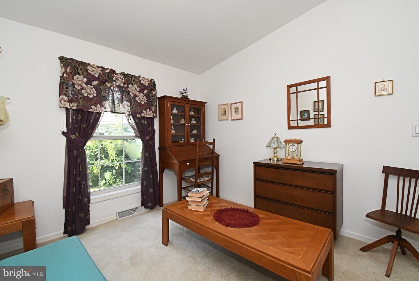 1047 Scenic View Dr Property Photo 27