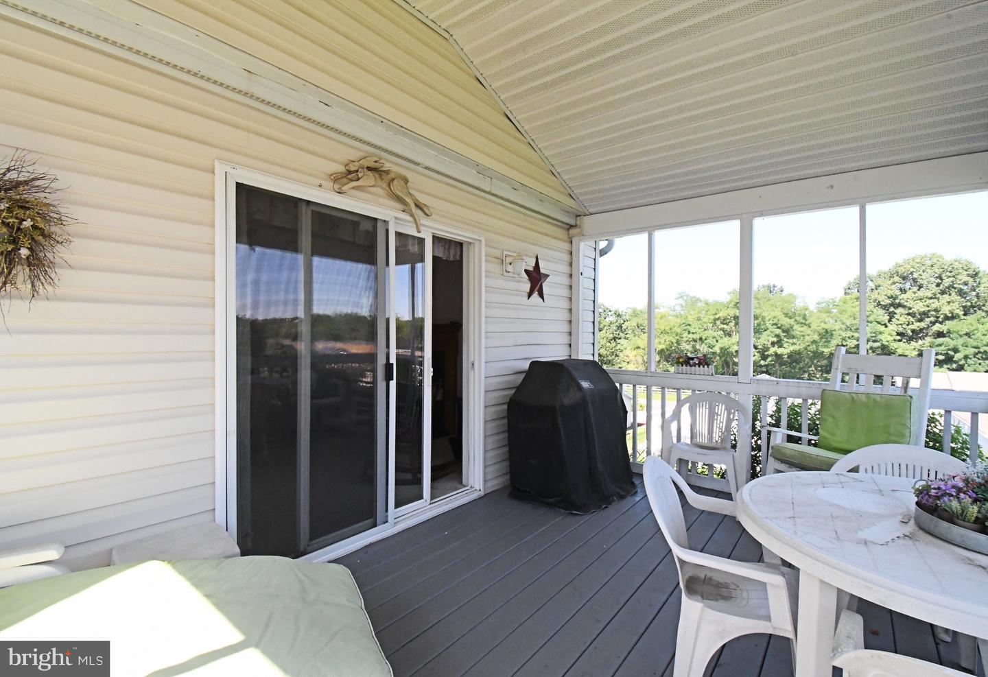 1047 Scenic View Dr Property Photo 30