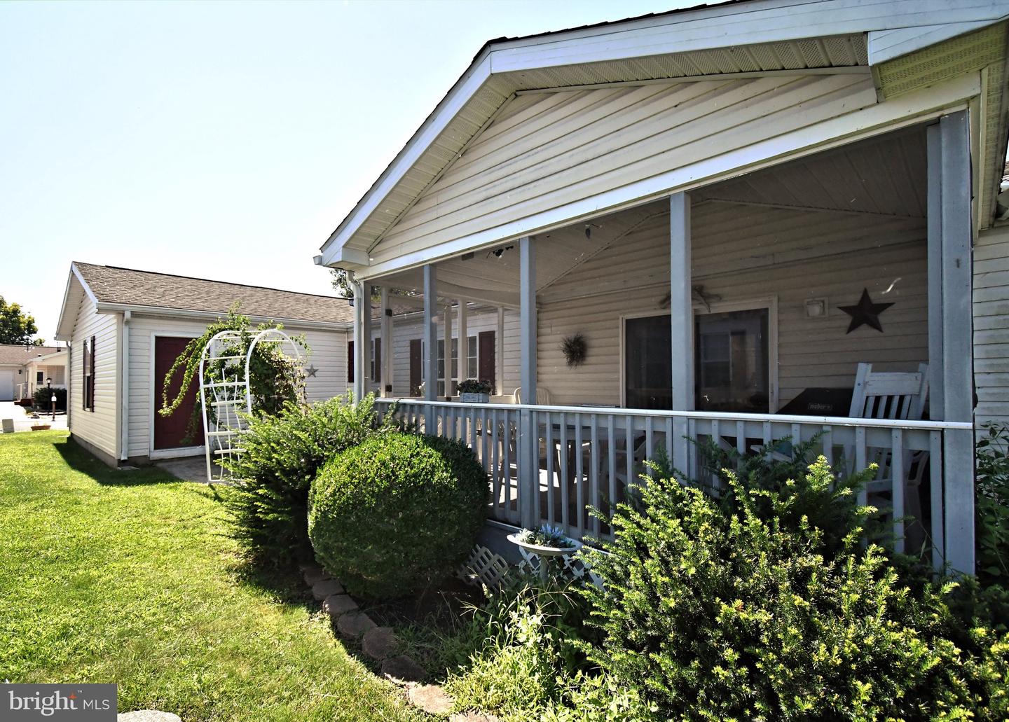 1047 Scenic View Dr Property Photo 33