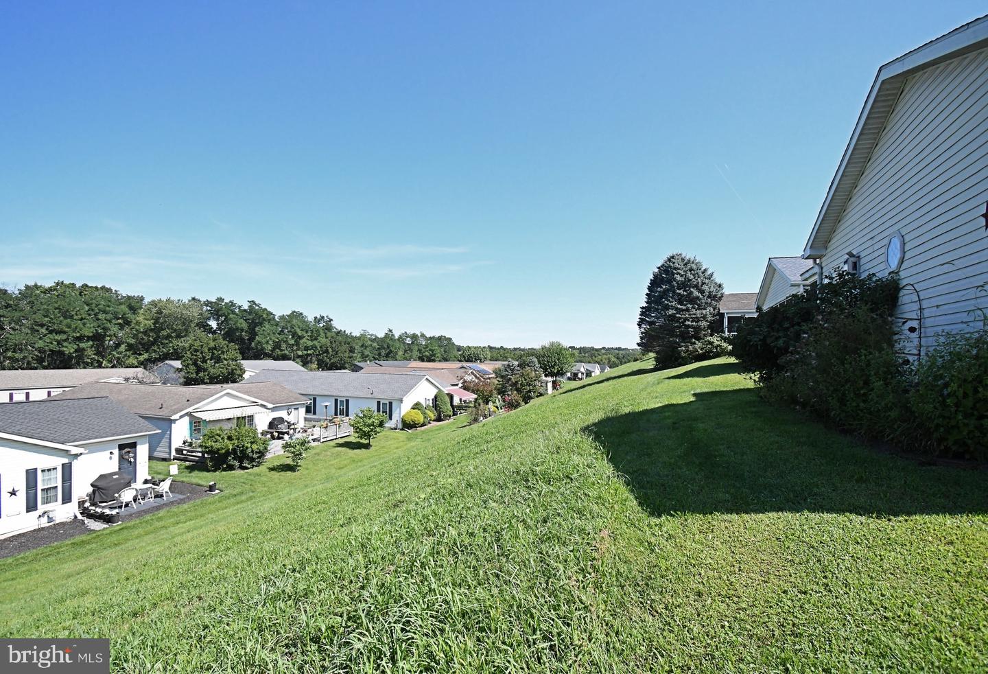 1047 Scenic View Dr Property Photo 36